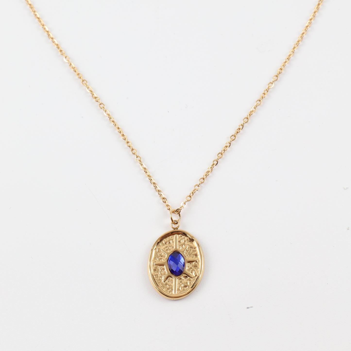 Κολιέ από ατσάλι