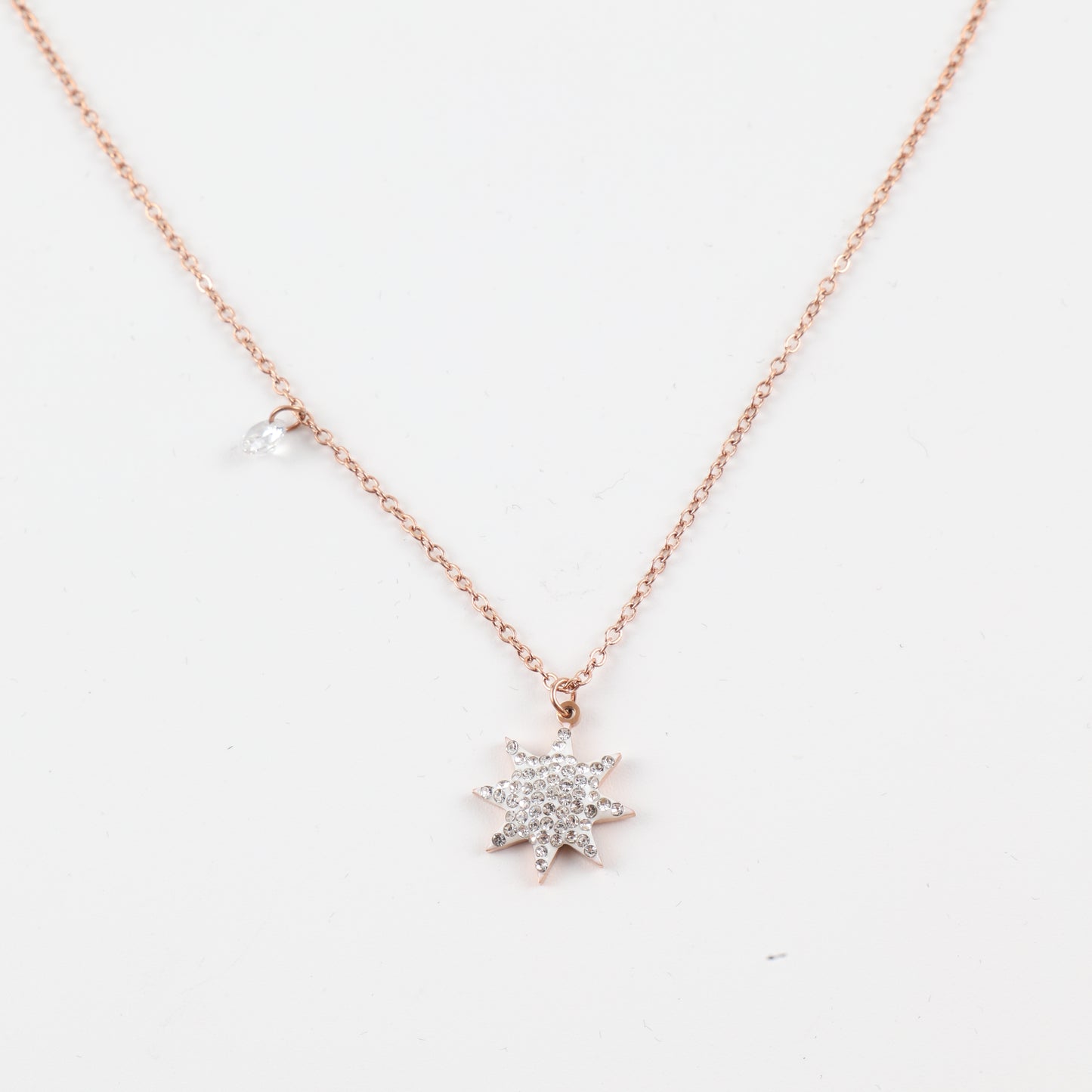 Κολιέ από ατσάλι