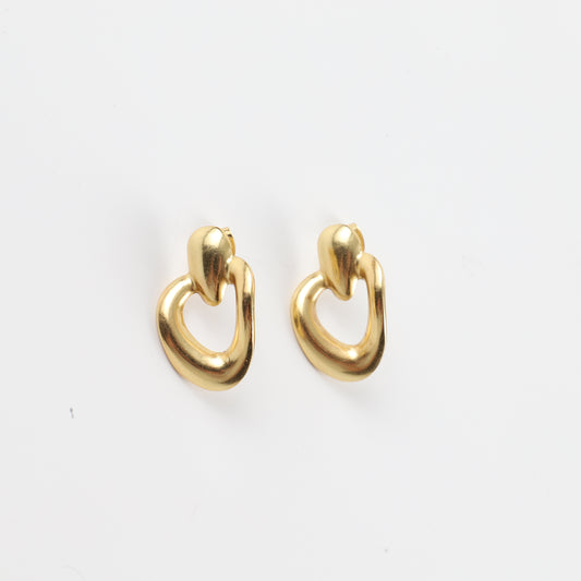 Σκουλαρίκια από ατσάλι