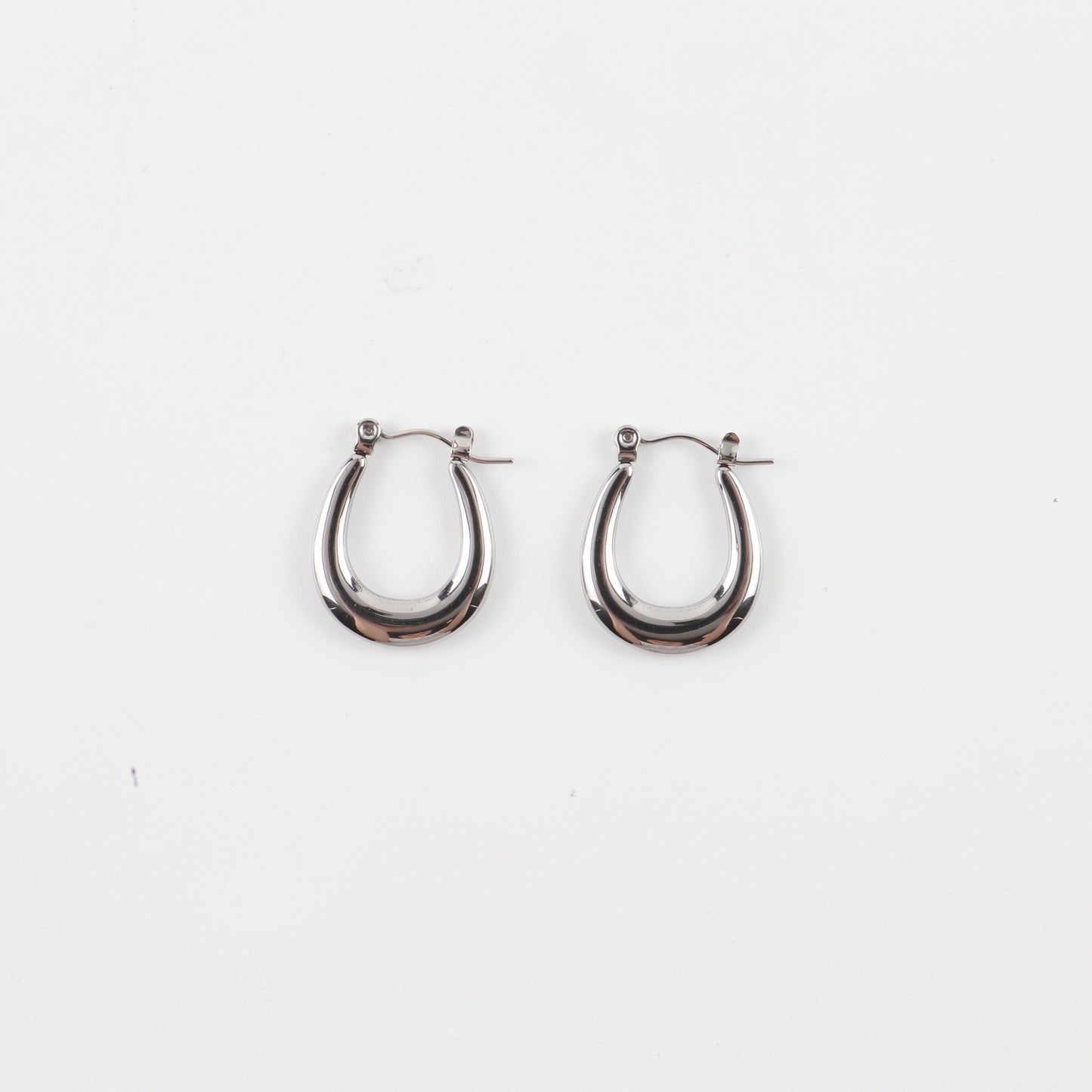 Σκουλαρίκια από ατσάλι