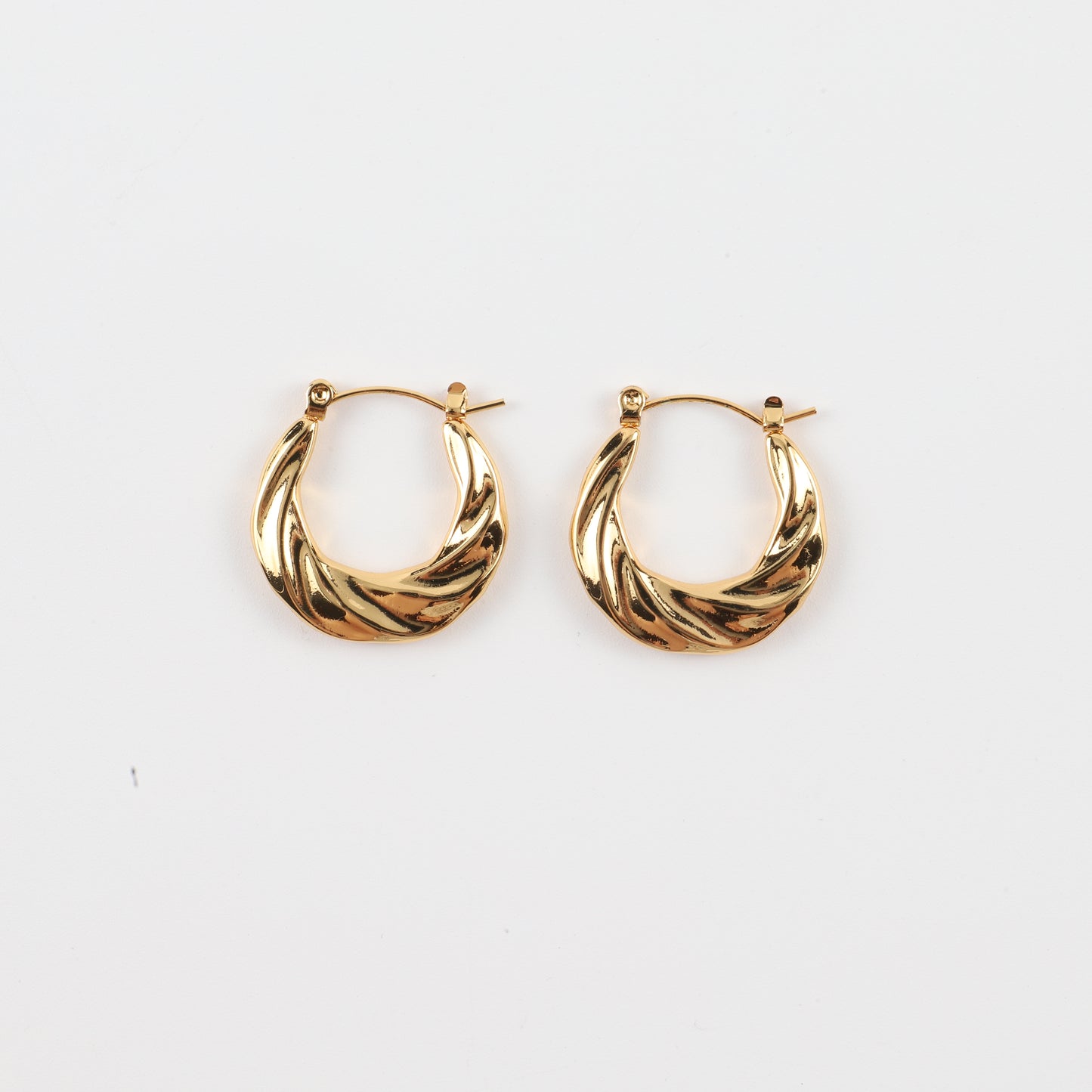 Σκουλαρίκια από ατσάλι