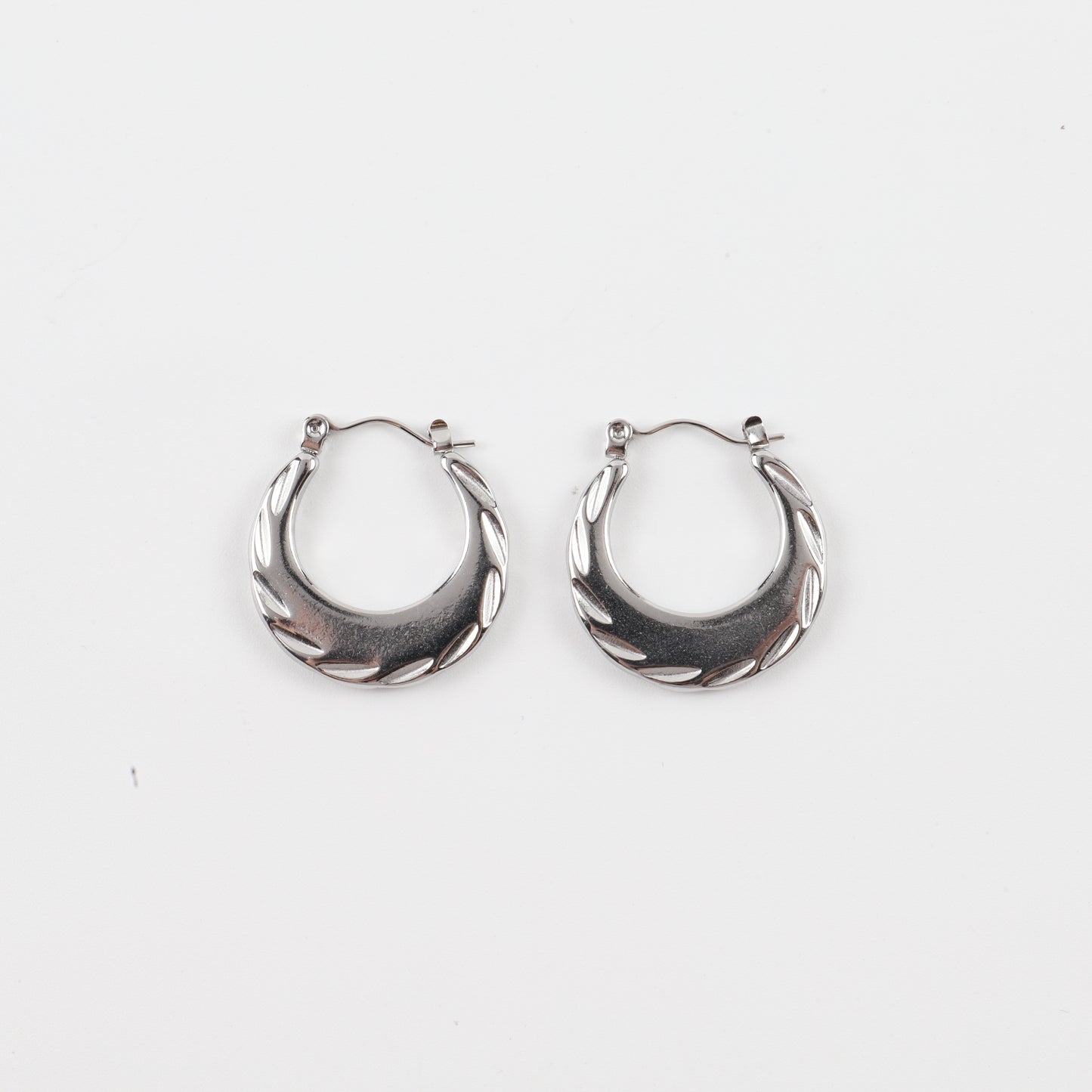 Σκουλαρίκια από ατσάλι