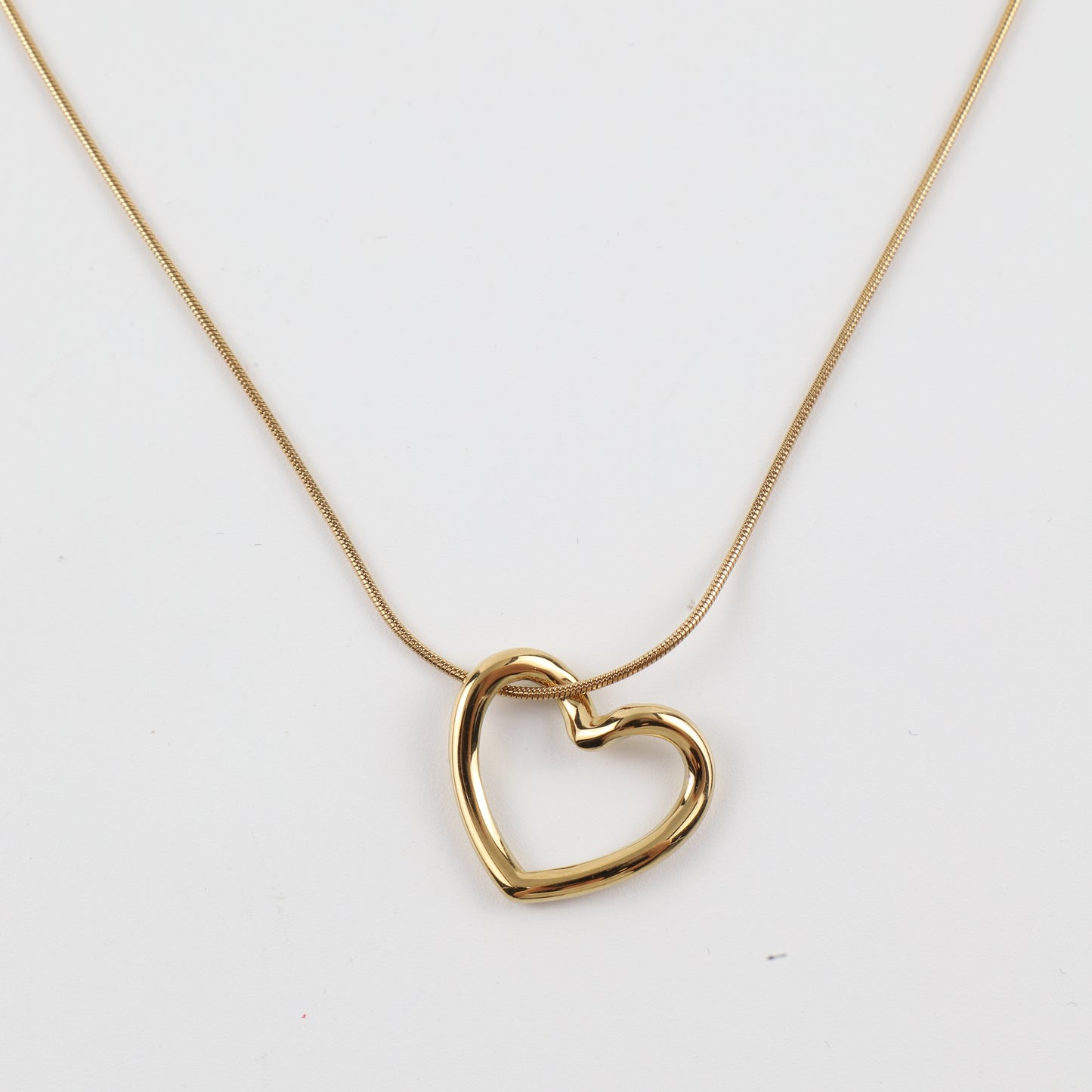 Κολιέ από ατσάλι