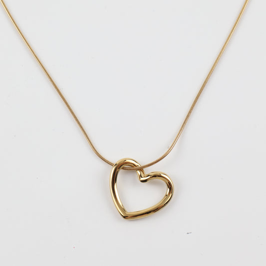 Κολιέ από ατσάλι